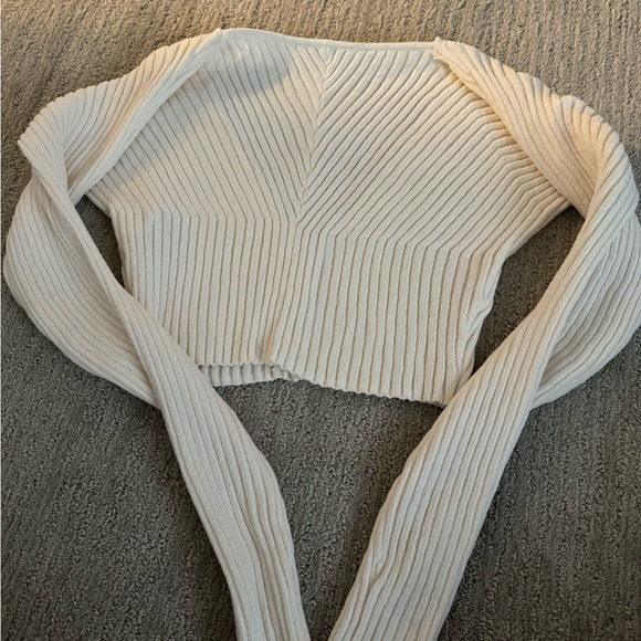 Zara Ripped Top - Picture 3 of 3